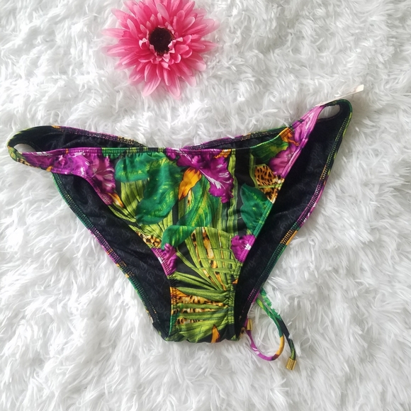 Victoria's Secret Other - New victoria secret bikini bottom sz~L